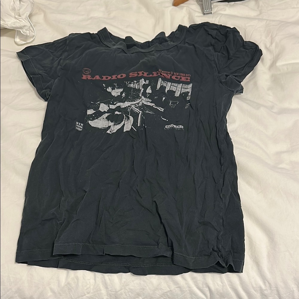 Brandy Melville Black Short Sleeve Tee with Graphic Design